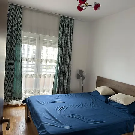 Modern Kvart Garage Appartement Podgorica